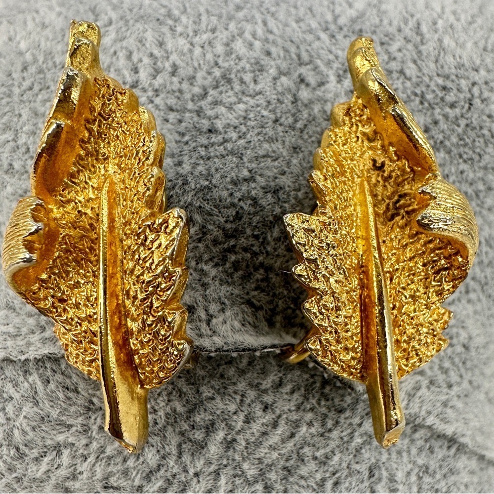 Vintage Coro Gold Leaf Earrings Clip On Signed Curled Leaf Design Mid Century
